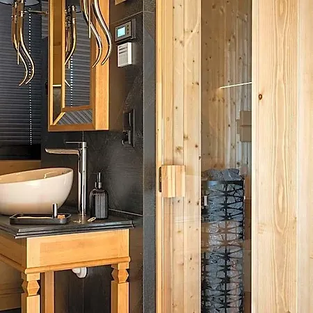 Chaletovo Mountain Residences Hotel *
