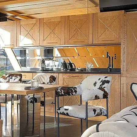 Chaletovo Mountain Residences Hotel *